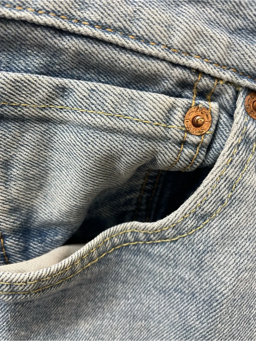 Big E 501 Levi’s vintage button fly jeans light blue men sz  33x34
